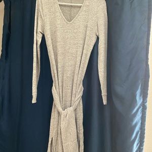 GAP Maternity dress, size M